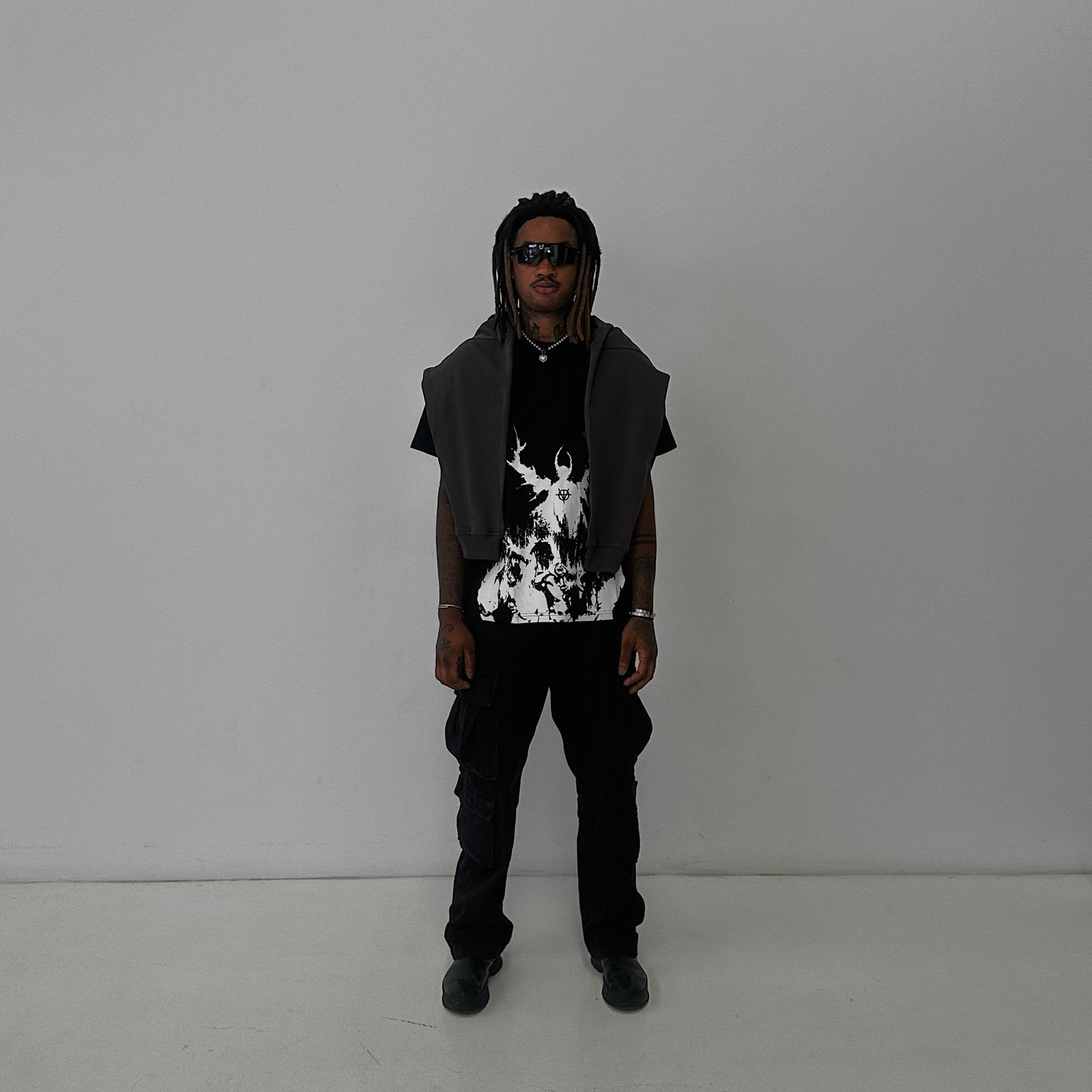 Solitude tee